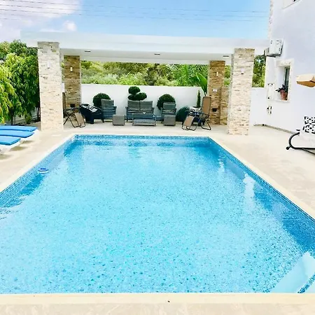 Villa Aphrodite Nissi