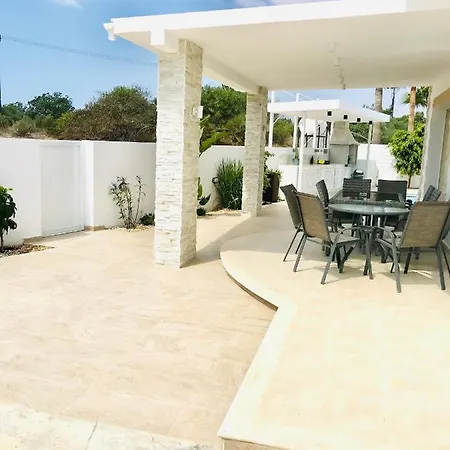 Aphrodite Nissi Villa